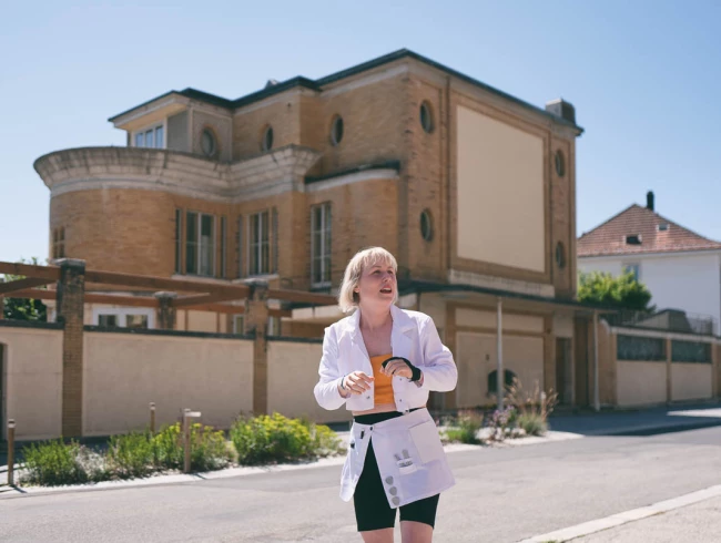 20250807_LA DISTILLERIE CIE, EMILIE BLASER_EN REMONTANT LA RUE DU DOUBS_082.jpeg